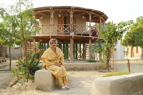 yasmeen lari