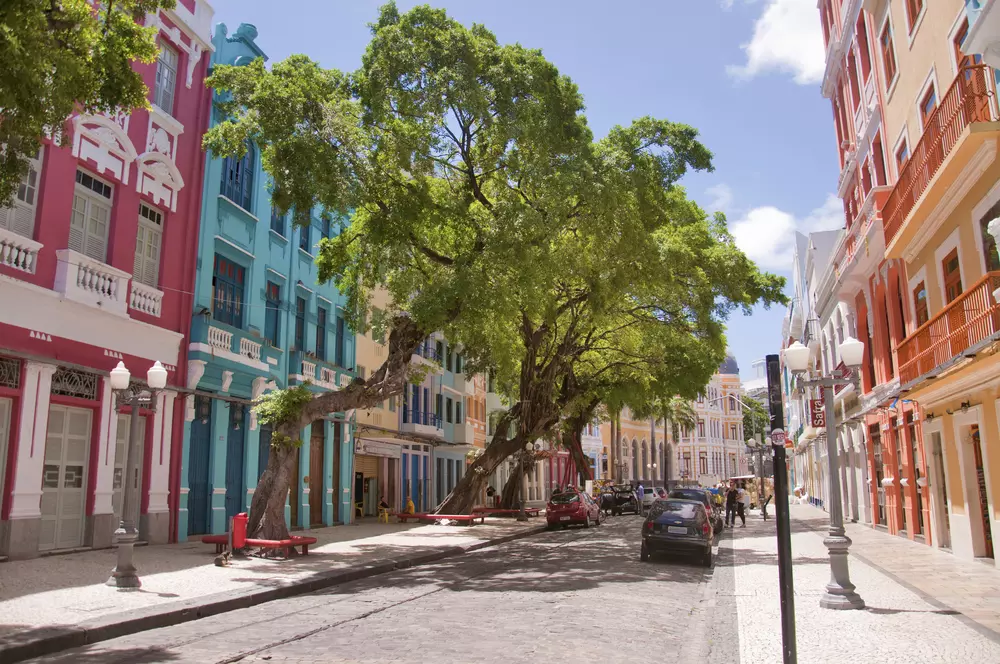 fachadas coloridas da arquitetura de Recife - Pernambuco